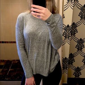 Comfy heather grey long sleeve shirt